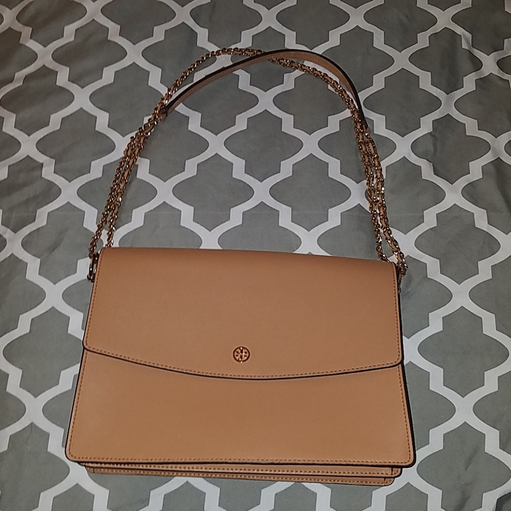 Tory Burch Robinson Convertible Shoulder Bag - Picture 6 of 8